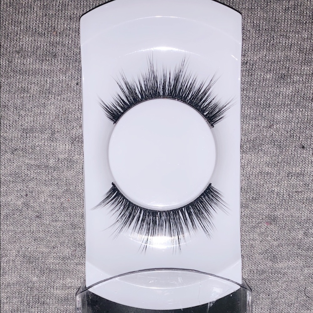 Lily Faux 3D Volume Lashes
